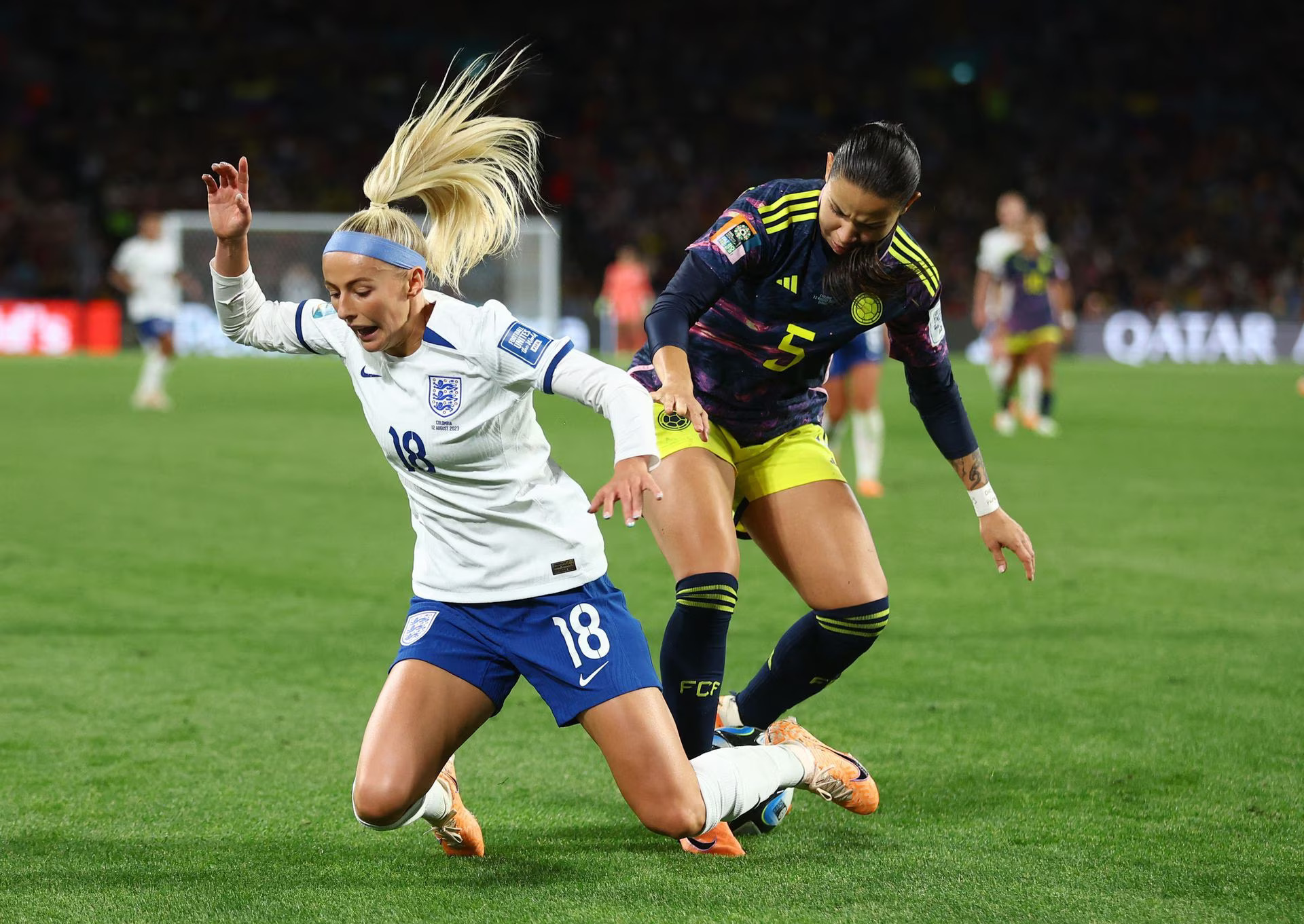 England Edges Past Australia in Thrilling Women's World Cup Quarterfinals